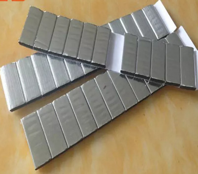 電気生産のための泡Emiのガスケットの伸縮性がある回復上の生地をめっきする5x6mm EMIの泡ガスケット